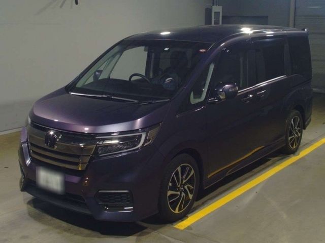 12404 Honda Step wagon RP3 2019 г. (TAA Yokohama)